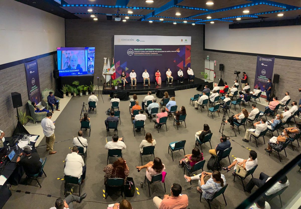 Arrancamos hoy con el Diálogo Intersectoria, donde se compartieron ideas que permitan el progreso económico social, inclusión y resiliencia, con el fin de implementar la nueva Oferta Educativa en nuestro Colegio conforme a los estándares en el mercado laboral👏🏼 
#Conalep