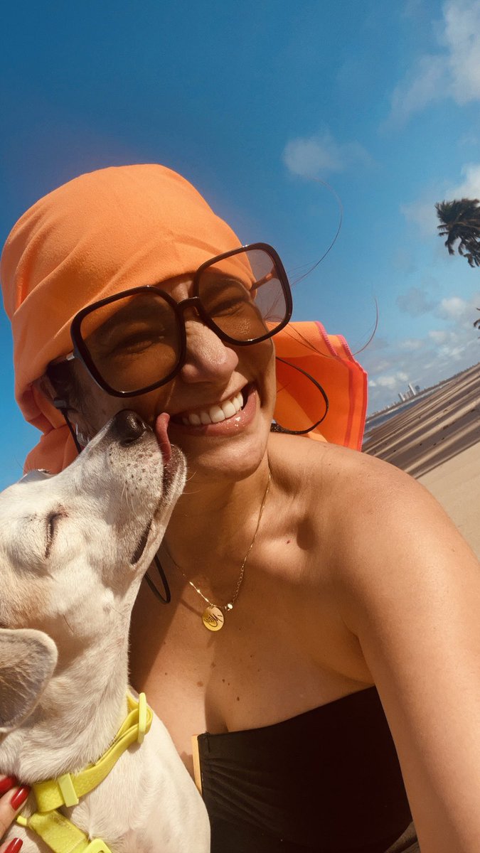 vaninhacompan's tweet image. NÃO PASSE 1DIA SEQUER SEM SORRIR.