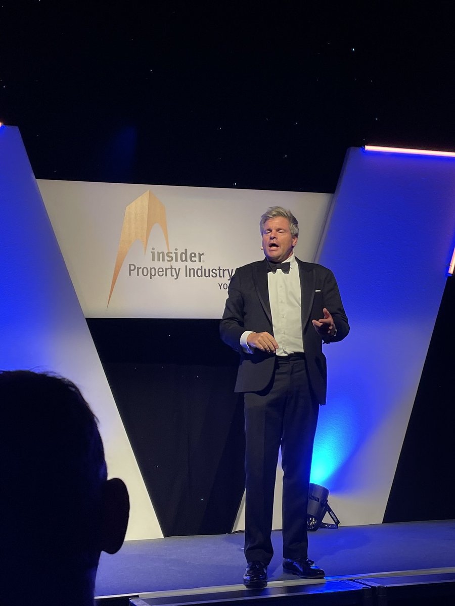 Lots of fun at the #YorksProp awards tonight, <a href="/MarkDurdenSmith/">Mark Durden-Smith</a> smashing it once again 😜