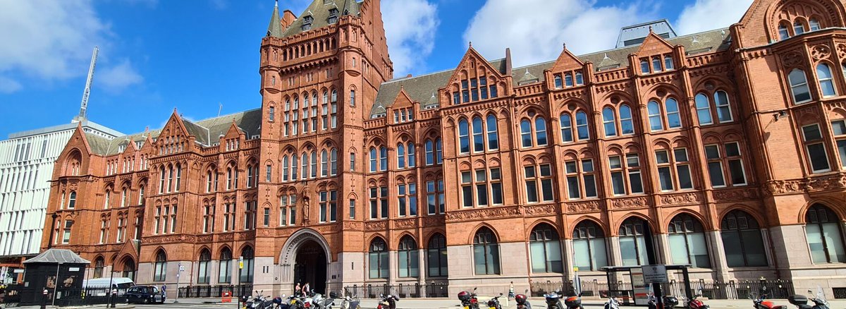 _getalfi's tweet photo. It's no wonder we chose London as the location for our newest office 👀 Massive DOOH opportunities and some of the most beautiful architecture we've ever seen.
#getAlfi $ALF #Advertising #DigitalOOH #Growth https://t.co/okDXAyH72z