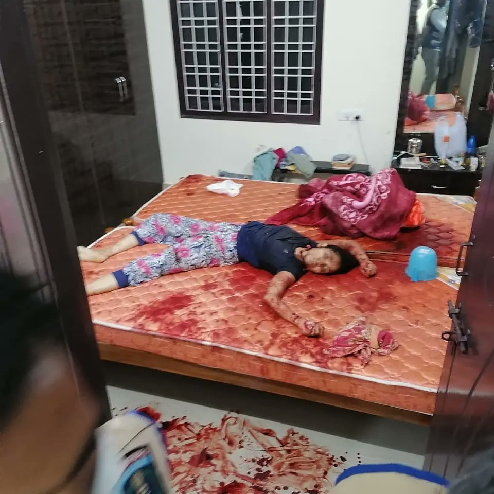 deepak_puttala's tweet photo. #🙏😭😭🙏
#Justice for My Sister Sudharani
#Support Sudharani
#Please respond and take serious action and hang Kiran Kumar ASAP.
@narendramodi
@KTRTRS 
@HeroManoj1 
@HMOIndia 
@PawanKalyan 
@RaoKavitha 
@TelanganaDGP 
@SmitaSabharwal 
@trsharish 
@TelanganaCOPs 
@TV9Telugu https://t.co/3sNiEsZuLZ