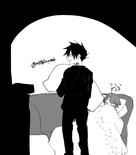 今週のhrakにwktkしたので落書き。そもそもレイなら「ここで寝るな」ってエマを起こすしそれでも寝るようだったら実力行使でベッドに運んでいきそう
#レイエマ