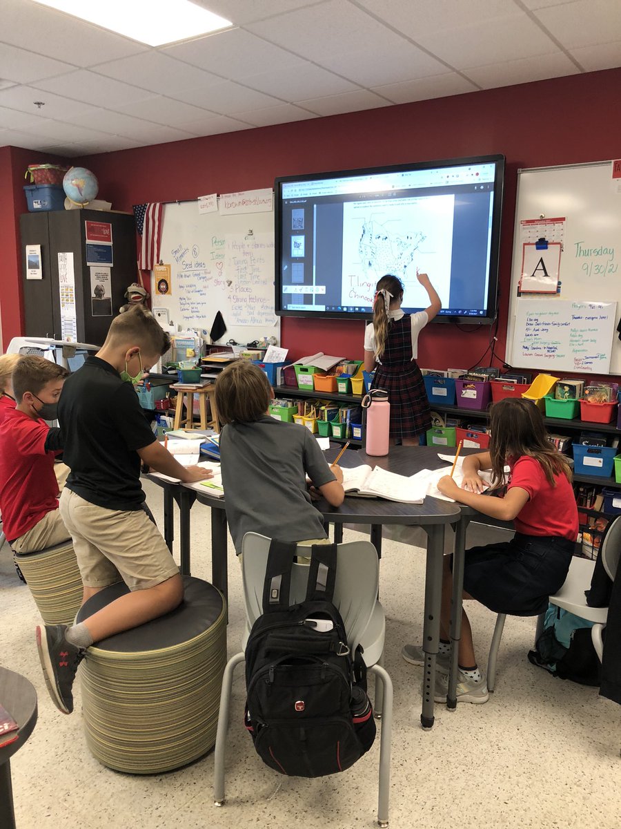 CCLSKBrown's tweet photo. Students as teachers. Using expert groups to learn about Native American groups. @CCLSChargers @CCLSLeible https://t.co/bh4P8EfrfI