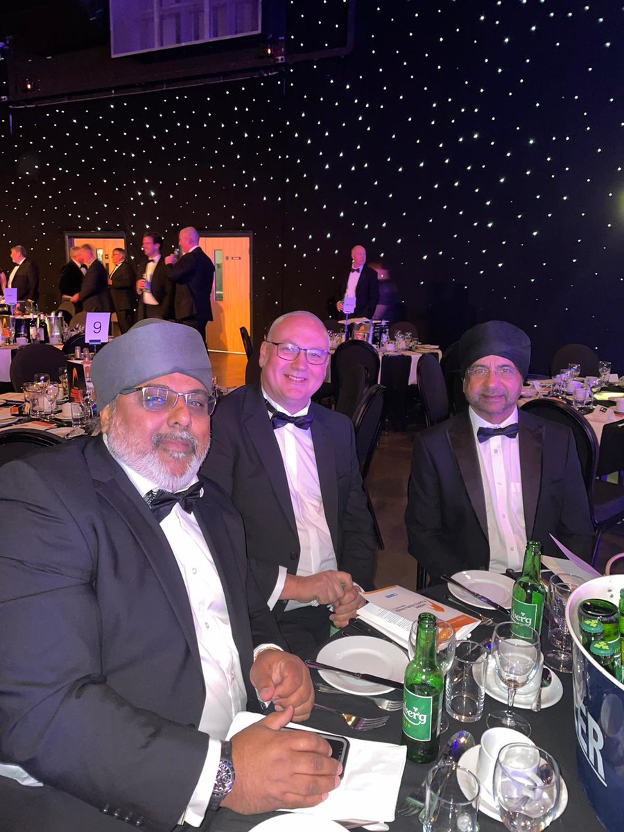sohanpanesar's tweet image. Great start to the evening with @P_E_C sponsors of the Architect of The Year Award @insideryorks #yorksprop Good Luck to all Nominees here’s to a great night …