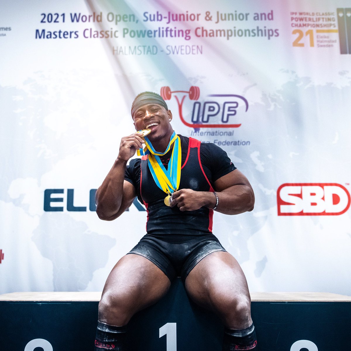 RusSwole's tweet photo. 2 time World Champion just hits different.. 🌎🏆 https://t.co/2O7LHcKQLq