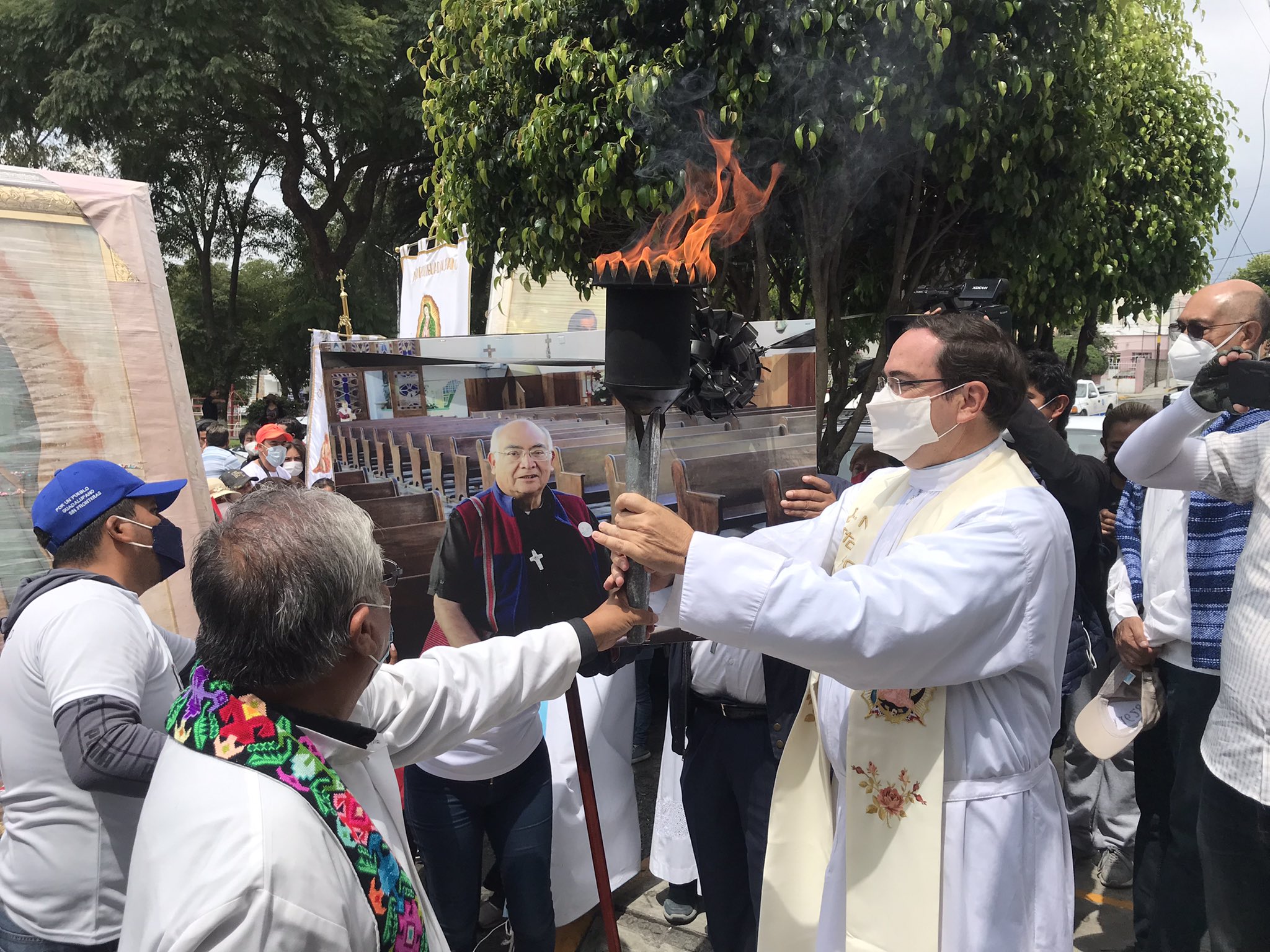 Mexicanos en Nueva York se preparan para recibir la Antorcha Guadalupana -  El Diario NY