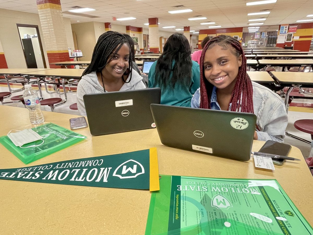 Riverdale High School Counselors tweet media