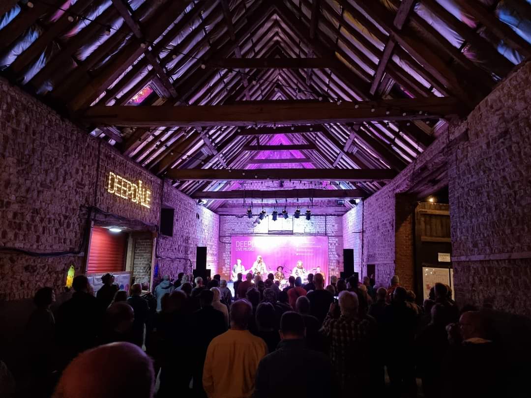 Little Red Kings (@littleredkings) on Twitter photo Thanks to all the lovely staff and punters at <a href="/DeepdaleFarm/">Deepdale Farm</a> . We had a great night.
#norfolkbarn #deepdale #northnorfolk #norfolk camping. Thanks to all the lovely staff and punters at <a href="/DeepdaleFarm/">Deepdale Farm</a> . We had a great night.
#norfolkbarn #deepdale #northnorfolk #norfolk camping.