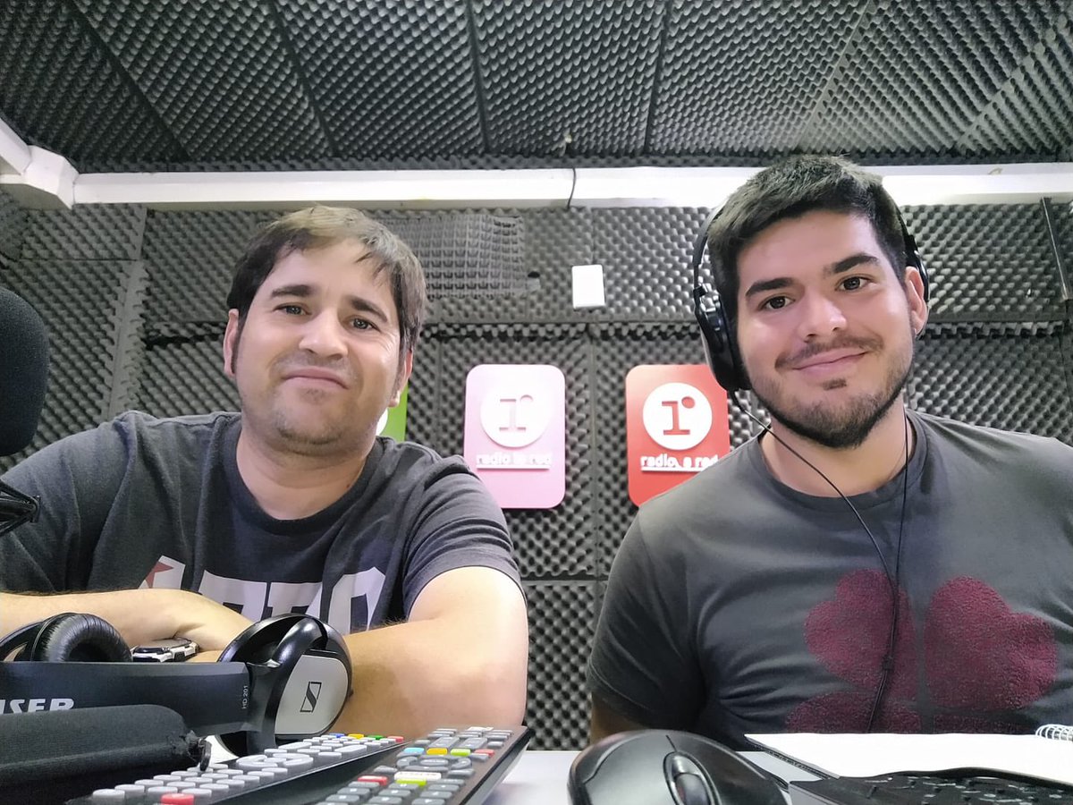 LaRedCorrientes's tweet photo. 🏀📻 Se viene el Basquet en #LaRedCorrientes viví @ClubRegatasCtes vs #OlimpicoLB con @gonzalocontra y @varelajmartin por la FM 107.1 https://t.co/FJQwEyQABj https://t.co/DpYAITjji5