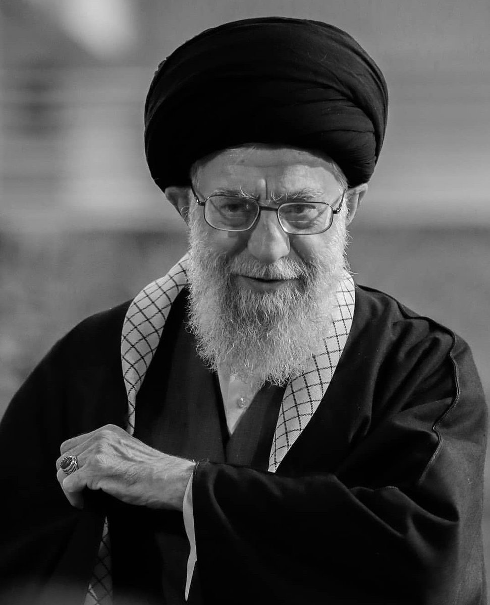 hashem_cod's tweet image. همه دشمنان ما امروز فریاد میزنند که: 
ایران باید نابود شود !
اما ما یک جواب داریم : ایران زنده خواهد ماند و ایران پیروز خواهد شد ✌
#ایران