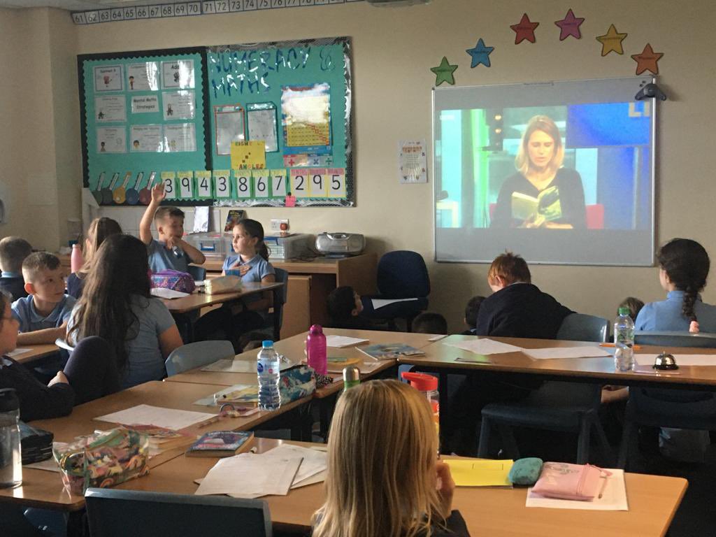 BurghPrimary's tweet photo. P4-P6 enjoyed taking part in Authors Live today with Abi Elphinstone talking about her new book, The Crackledawn Dragon 🐉 @EducationSLC @SLCLiteracy @scottishbktrust @FMReadChallenge @JaniceForsyth @BBCScotland #AuthorsLive #TeamBurgh @moontrug https://t.co/avxkaNblBN