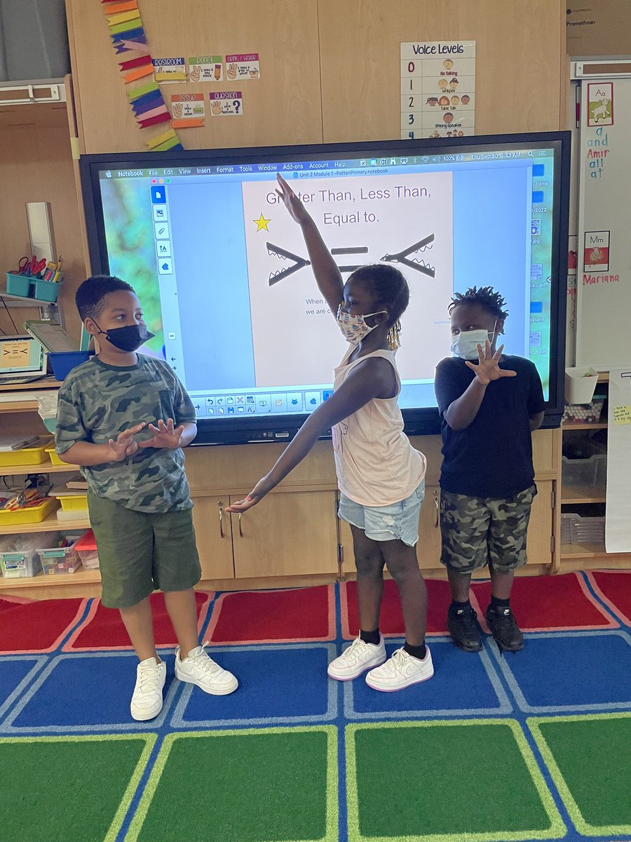 corrigancrew's tweet photo. Exploring greater than, less than, and equal to as a concrete experience! @SES_CCSD #sesmightymustangs #bridgesinmath https://t.co/aI6rSlxGtD