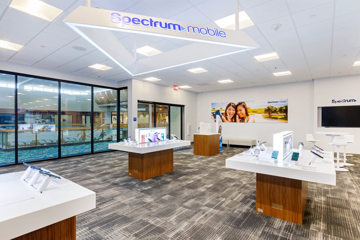 🎉Come and visit Spectrum's exciting new space! Customers now have a convenient location for adding or managing their Spectrum Internet®, TV, Mobile or Voice services. Located on the upper-level across from Windward Vision Center.