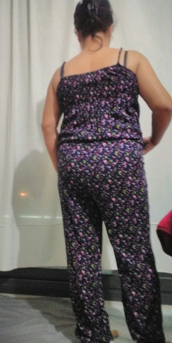 Beni cok merak edenler varmis canlarim ben manken deyilim malesef