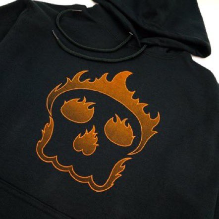 quacksnap's tweet image. dteam halloween merch giveaway!!

i’m giving away 1 halloween hoodie of the winners choice!

to enter: 
- like + rt
- follow me! 

good luck!!