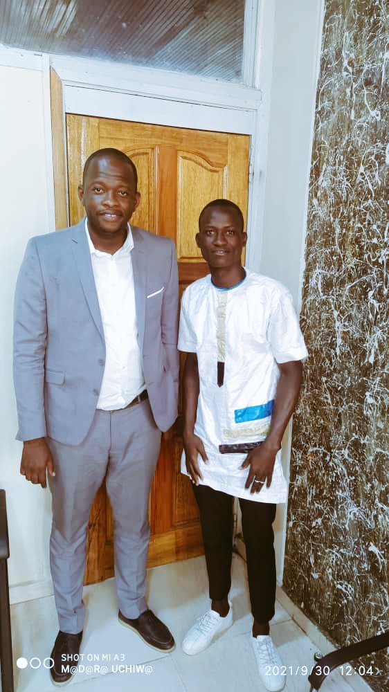 SDjahoue's tweet photo. Merci beaucoup au grand frère Abdul Kader Cissé Président de la #JUNCI, pour cette belle rencontre aujourd'hui 30 septembre. J'ai foi que nos efforts conjugués, nous pouvons ensemble réaliser de grande chose dans l'intérêt national de la jeunesse ivoirienne.
#Croyons et #Osons https://t.co/QcKXXbBlHx