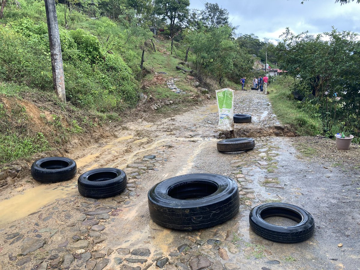 misaelerasmo's tweet photo. @VILLALVAZO13 Estas sin en el pueblo. La Cumbre de Huicicila Nayarit. https://t.co/HfL6ucTom0