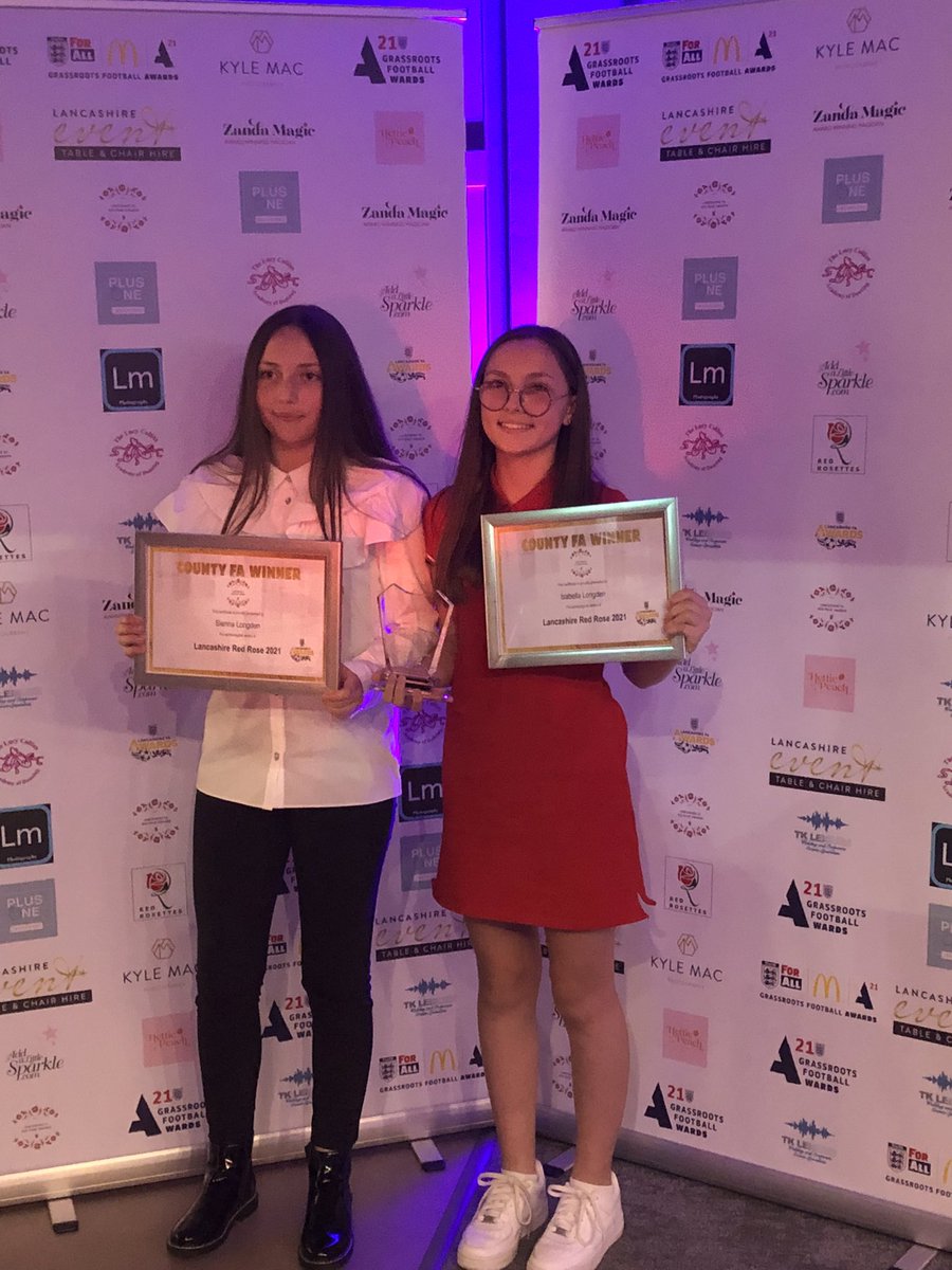 lee_longden's tweet photo. @LancashireFA @LancashireFA @BuryFCBoysGirls Thank you for a brilliant night and the awards given to Sienna and Isabella so proud of my girls https://t.co/I95owhK8bD