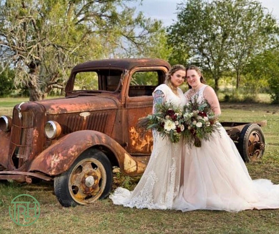 TexasRockHouse's tweet photo. What is better than one bride? Two! #wedding #weddingvenue #beautifulcouple #love #eventvenue #rusticvenue #pretty #smtx https://t.co/bH3QMDHYhW