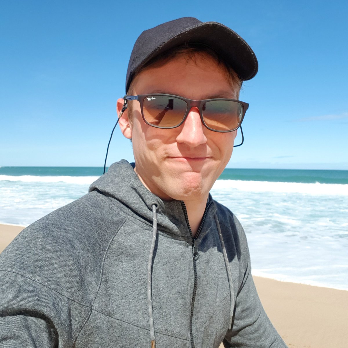 TweeterGert's tweet photo. #NewProfilePic https://t.co/W9AzqXN9DE