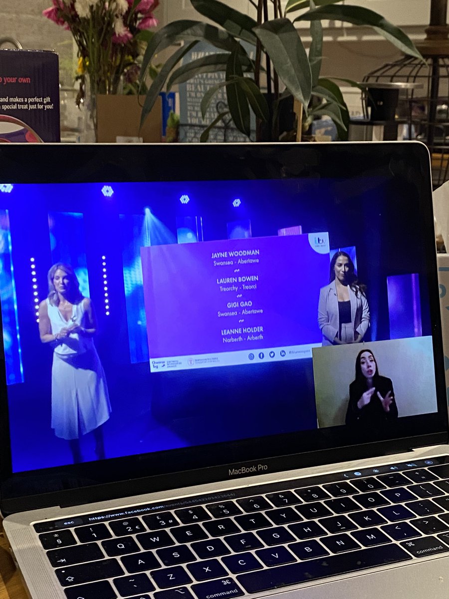 TheonlyVJ1's tweet image. Congratulations to Jayne Woodman @MenopauseTeam to make the Entrepreneur category final in such an inspiring evening with @chwaraeteg and @devbankwales ‘It’s a joy to be able to switch that light on for people’#jaynewoodman #menopause 

So many lights switched on this evening.