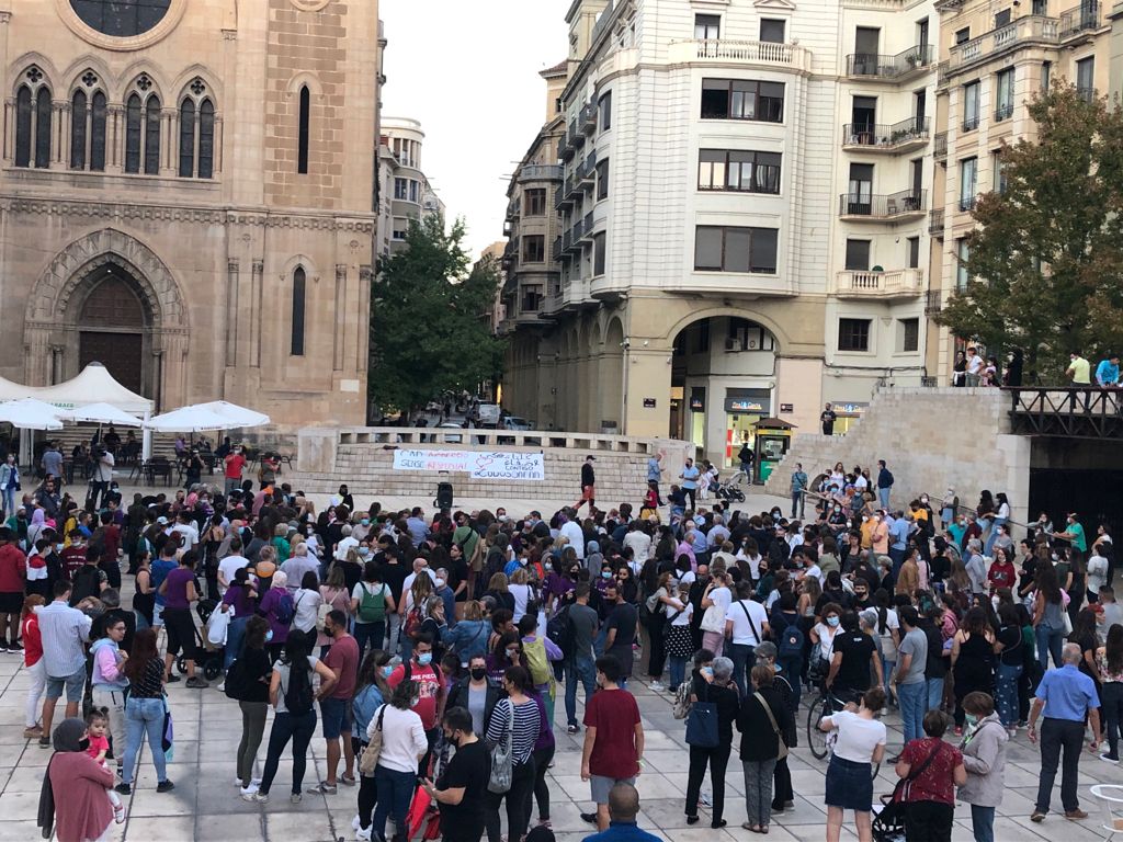 JoventLleida's tweet photo. 🔥 Contra els violadors, autodefensa! Ens concentrem, amb el moviment feminista de la comarca, per protestar contra la violació que va patir una noia a Rosselló. Calem foc al patriarcat que ens agredeix. Tot el suport a la víctima!👊 #xarxafeminista https://t.co/ybwjXooZ8x