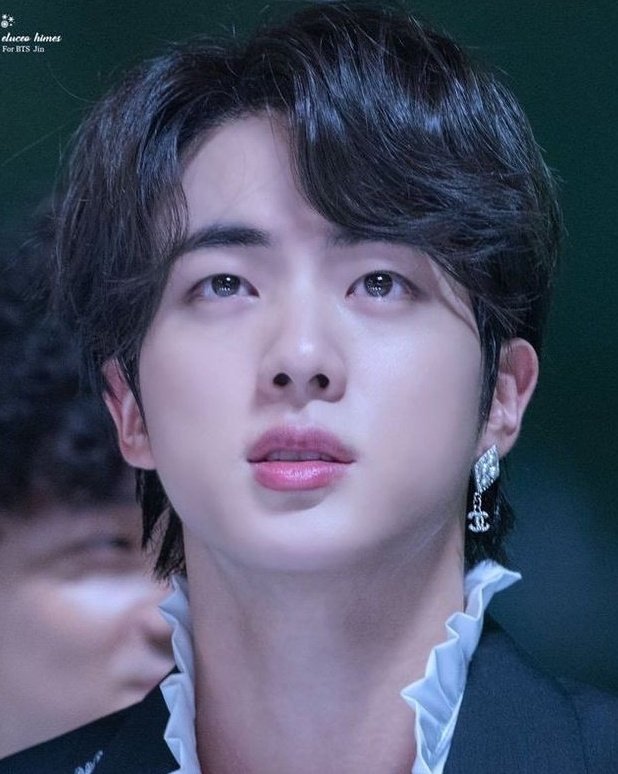 jjksyoongs's tweet image. "Theres no way Kim Seokjin is real" - An Ethereal Thread.