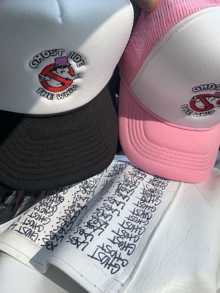 nbrhdghost's tweet photo. sooo popping out with some of my merch tonight at Vini Vidi Vici’s. Find me at @culturecloths table. Say hi. https://t.co/dHXFjibG9k