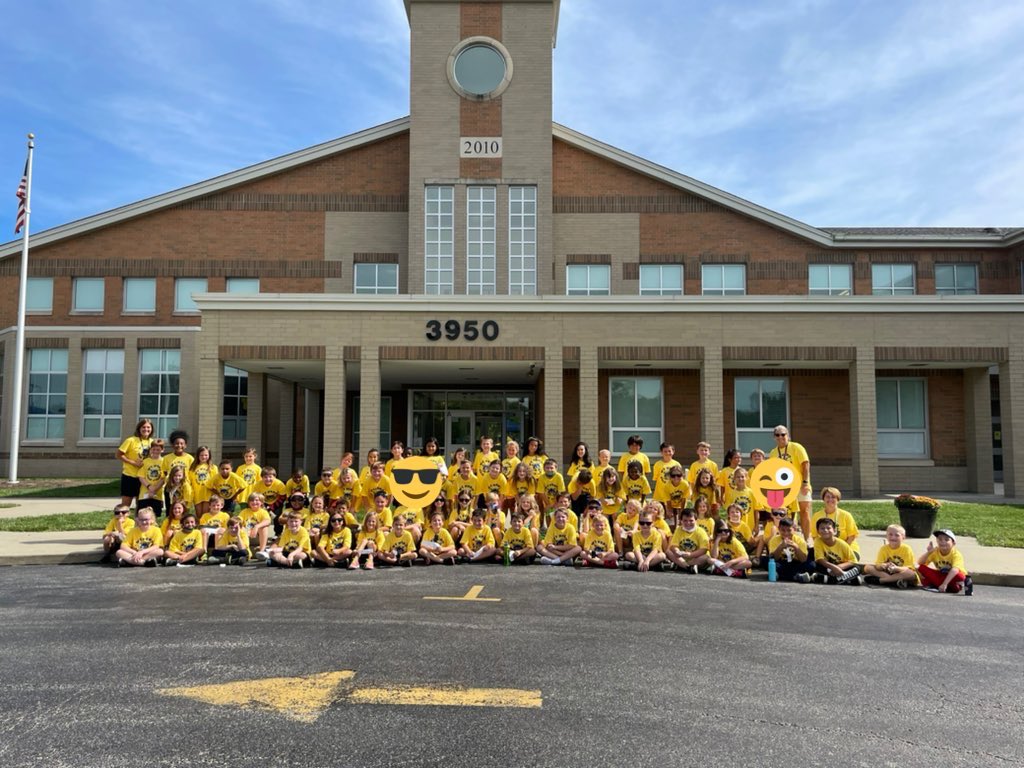 arsweenzzs's tweet photo. Walk-a-Thon 2021
@slitmanhall @JennBottoms @traceywelp @shaunar73771296 #WTPTO @WTBobcats https://t.co/tU1tgGKkUi