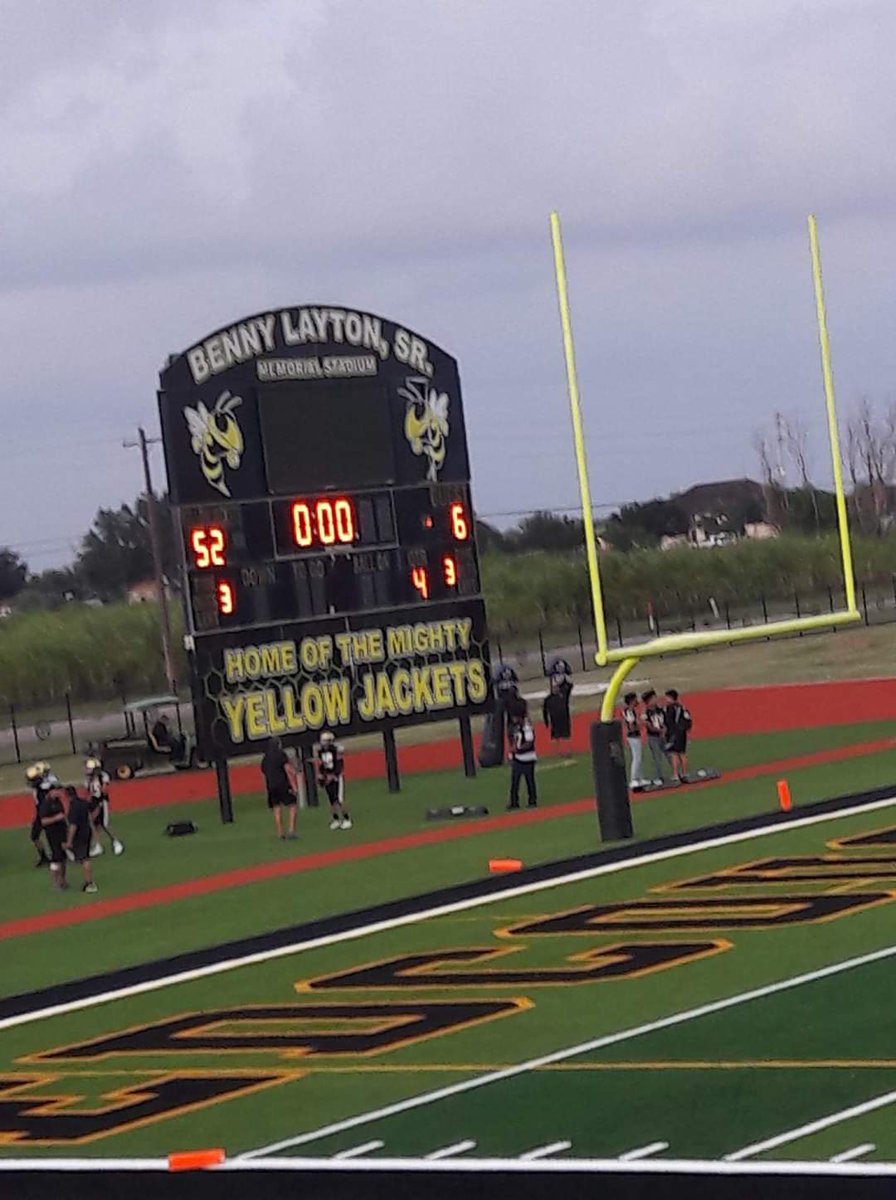 EEJacketPride's tweet photo. 9th Grade Jackets WIN!
🐝 52
🐅 6
DISTRICT RECORD 4 - 0
Congratulations Athletes and Coaching Staff!
Team is being led by Coaches Lico Ruiz, Carlos Salinas, Ryan Garza and Raul Garza.
#eejacketpride #edcouchelsafootball #EEFootball
@vcardenas32 https://t.co/gxcSisizes