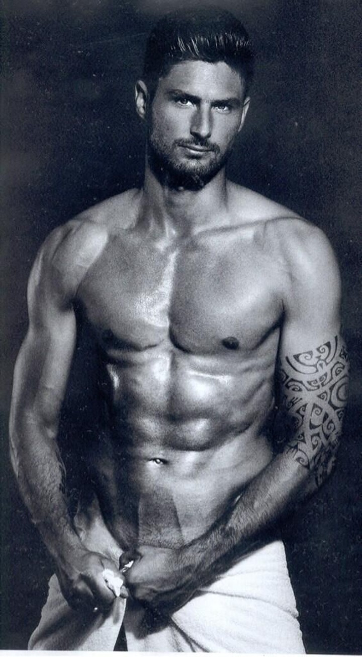 Happy Birthday to Olivier Giroud!! 