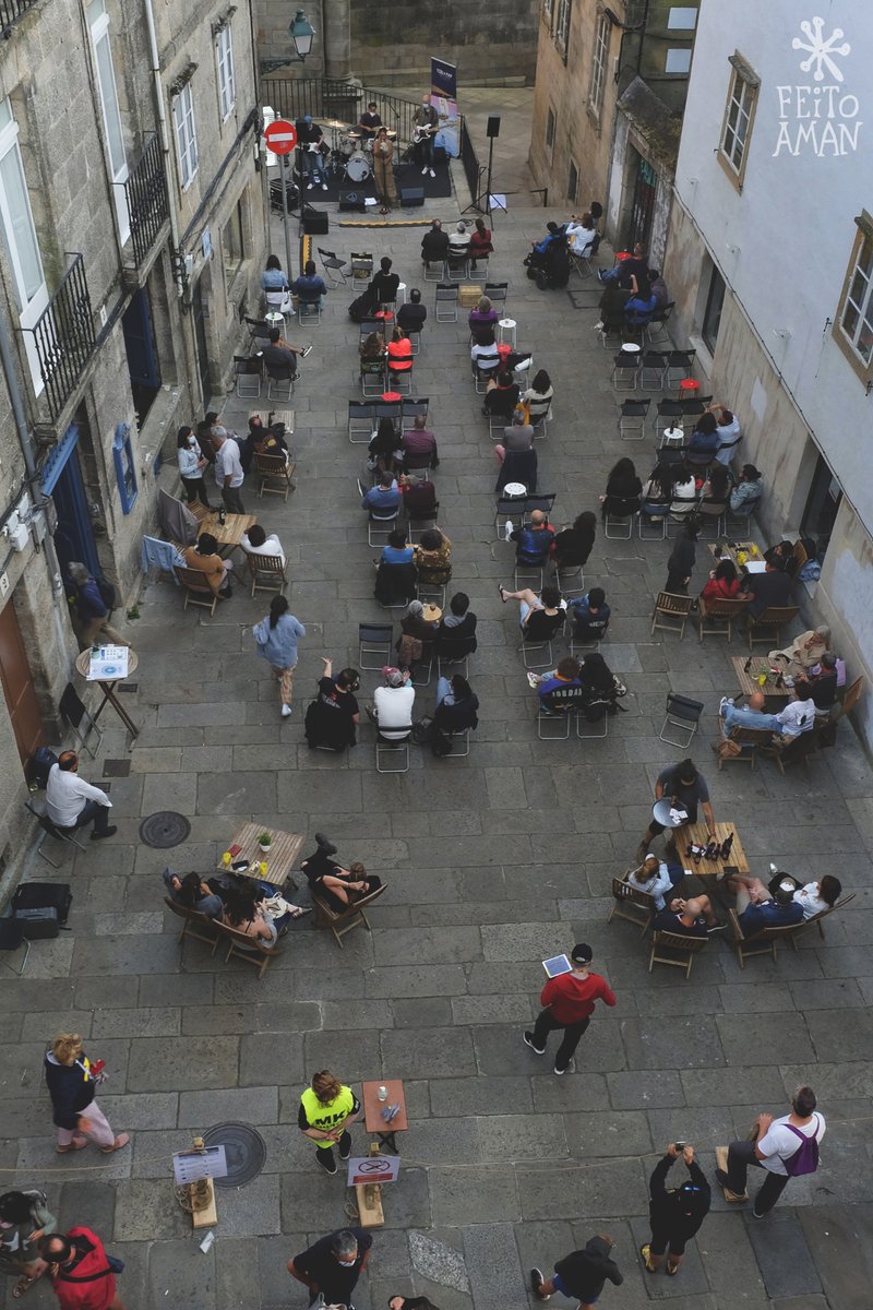 Algunhas das foticos tan ben roubadas por <a href="/RubMartiz/">Rubén Martiz</a> no <a href="/festfeitoaman/">Feito a Man</a> este agosto en #Compostela. Parabéns ás compas de <a href="/AC_CidadeVella/">Asociación Cultural Cidade Vella</a> pola fantástica organización e a este festival tan singular pola maioría de idade 1⃣8⃣ #FaM21 🥳