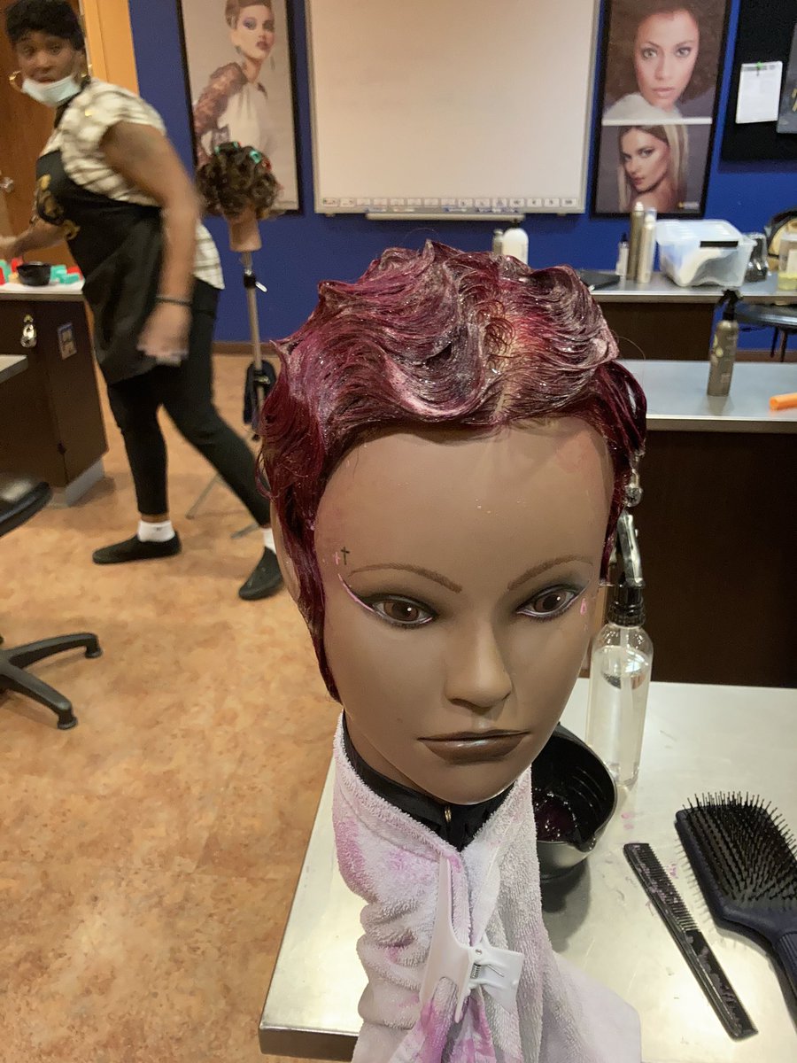 hippyfreak1975's tweet photo. Forgot to add this. From a while ago back in beginning of hair design! I love finger waves!! https://t.co/qUSp402gcx