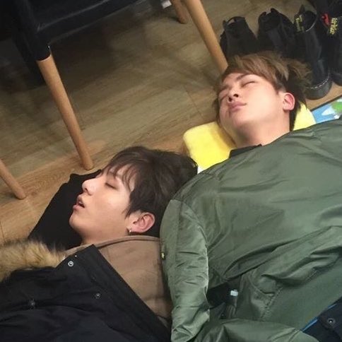 hourbtskz's tweet image. 💤