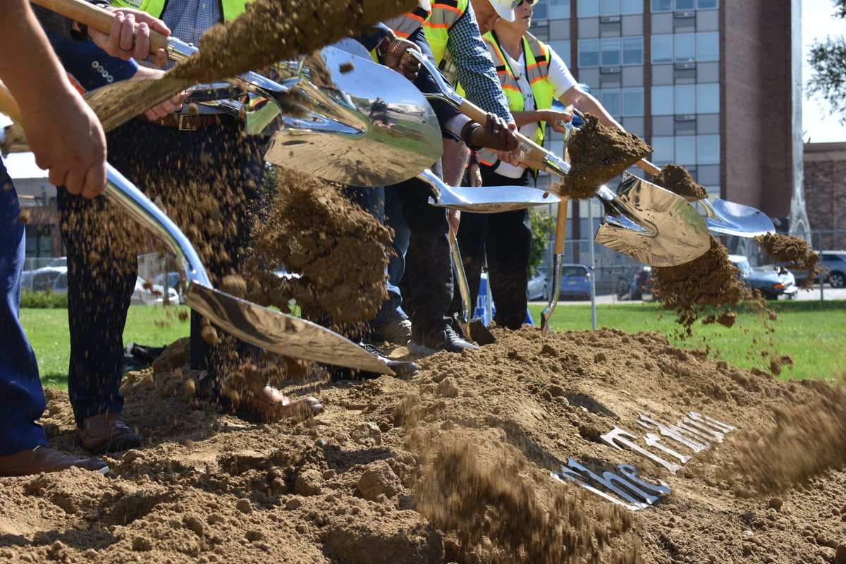 High Plains Library tweet media