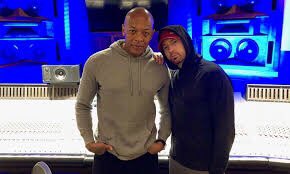 LesNews's tweet photo. #kendricklamar #maryjblige #SnoopDogg #DrDRE et #Eminem vont chanter à la mi temps du #SuperBowl le 13 février prochain à #Inglewood via @ap #SoFiStadium https://t.co/bCIa5U5BWG