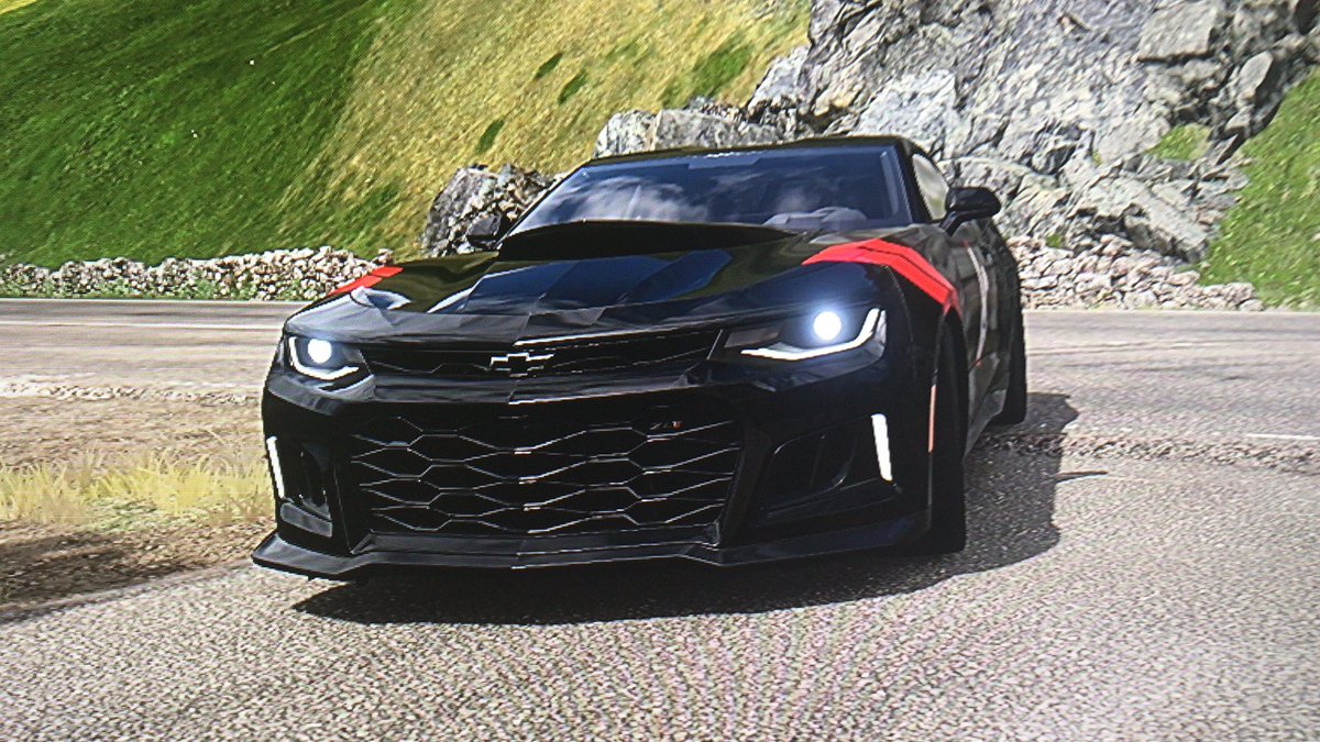 KingWolfRich1's tweet photo. Camaro ZL1 TwinTurbo and Ford Mustang Shelby GT500 1000Hp 2012 #Camaro #Mustang #CarsShow #ForzaHorizon4 #TwoCars https://t.co/ZrGeK7clme