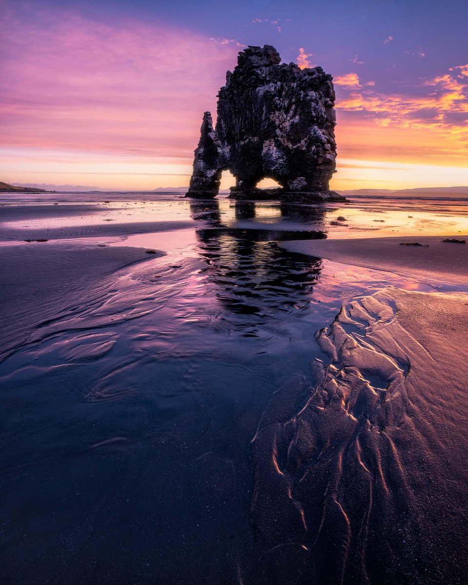 gorgeous_pix's tweet image. A fiery sunrise taken at the Rhino rock in Iceland a few days ago. From u/DanZafra_photography on /r/mostbeautiful #fierysunrisetaken #rhinorock #daysago #iceland #mostbeautiful