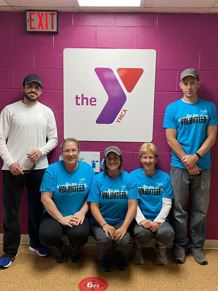 GV_YMCA's tweet photo. It was a great day at the Y! We welcomed volunteers from @AndesaServices,  @kobfireprotect, @Met_Ed, &amp; @PPLCorp for the @UnitedWayGLV &amp; @VolunteerLV #DayofCaring to help improve our Y facilities. Thank you for your kindness &amp; dedication to make our community a better place! https://t.co/ogbojd3Ztp