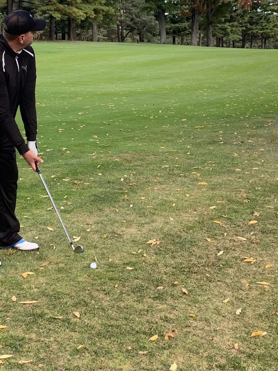 SimonTSN690's tweet photo. The 3 times I out drove @ShaunStarr78 
#LavalSurLeLac thank you @nikolaki16 #BeautifulCourse https://t.co/nLEX6ZWuD2