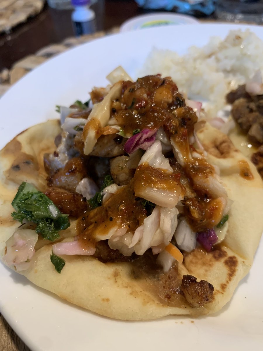 Chicanatravels's tweet photo. Made an infusion of Mediterranean Tacos that I came up with a while back. Made on mini pitas, fried carnitas and a homemade slaw. Smeared some beans & hummus. They are a big hit. Something different and creative in my pantry/freezer clean up. #homecooks #pitacos #foodie #yum https://t.co/KfirrfIZoR