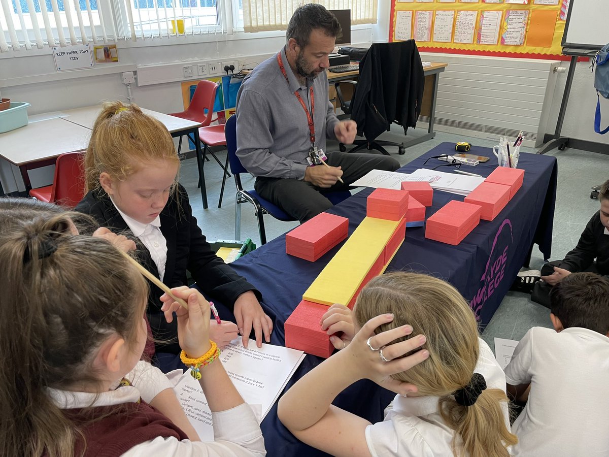 Our senior pupils had a fantastic experience learning how we use maths in the world of work during construction workshops from Alan and Lee <a href="/clyde_college/">ClydeCollegeConstruction</a>. They learned how to calculate and convert measurements of wood and bricks  #MathsWeekScotland <a href="/glasgowcounts/">Glasgow Counts</a> <a href="/DYWGlasgow/">DYW Glasgow</a>