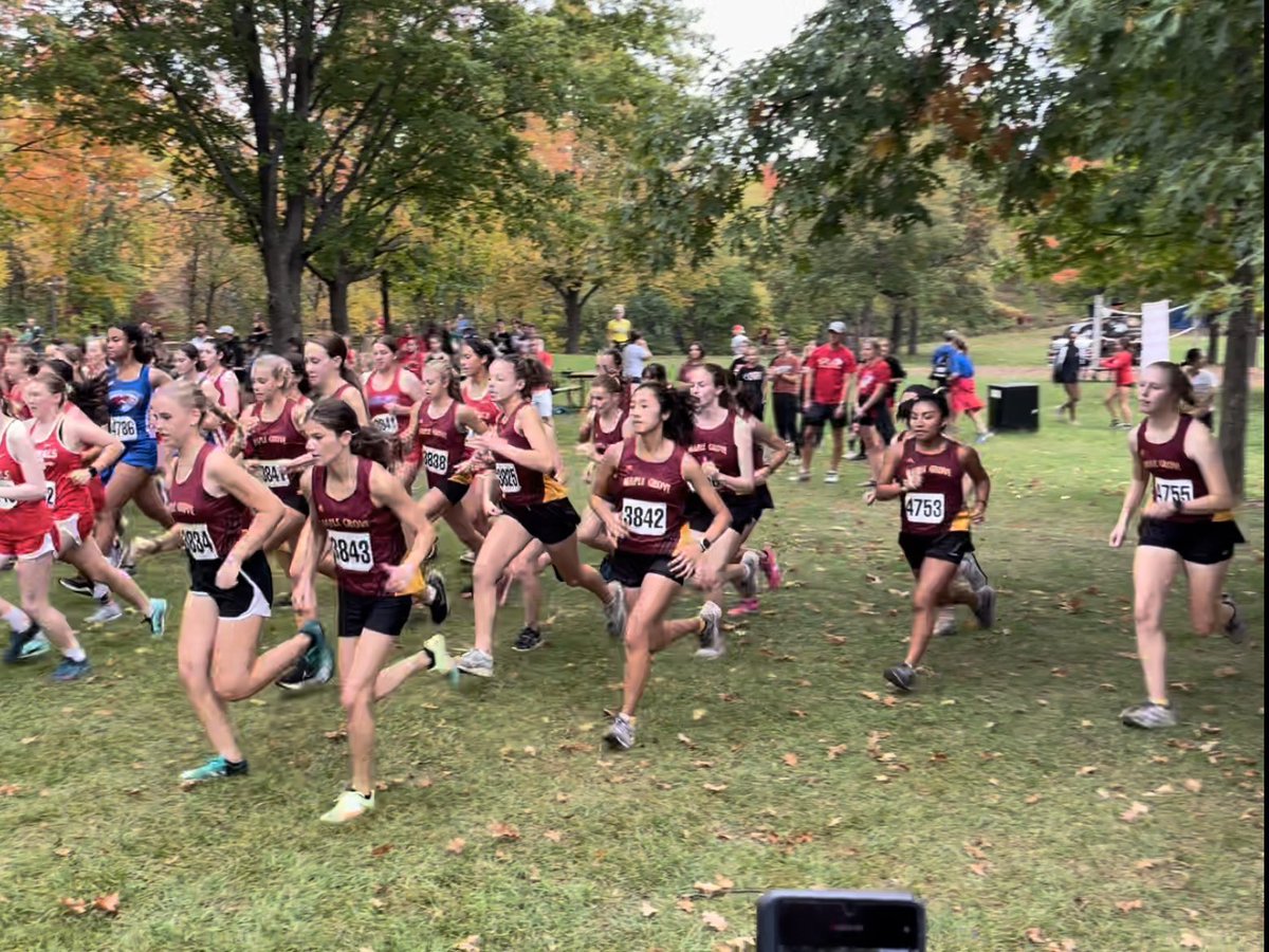 MGSHPrincipal's tweet photo. Crimson Cross Country! #FearTheLeaf https://t.co/tXR5yZG3fg