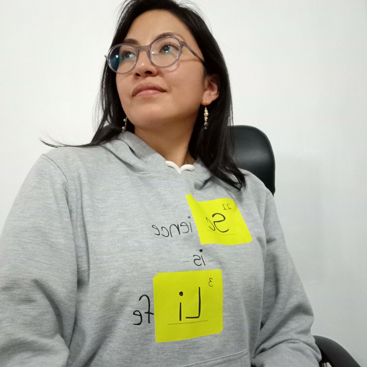 MonicaTarapues's tweet photo. Me encantó. Apoyando el emprendimiento de @ConnieGarca1 

#boutiqueofscience
#ScienceisLife https://t.co/5QsRHAibHk