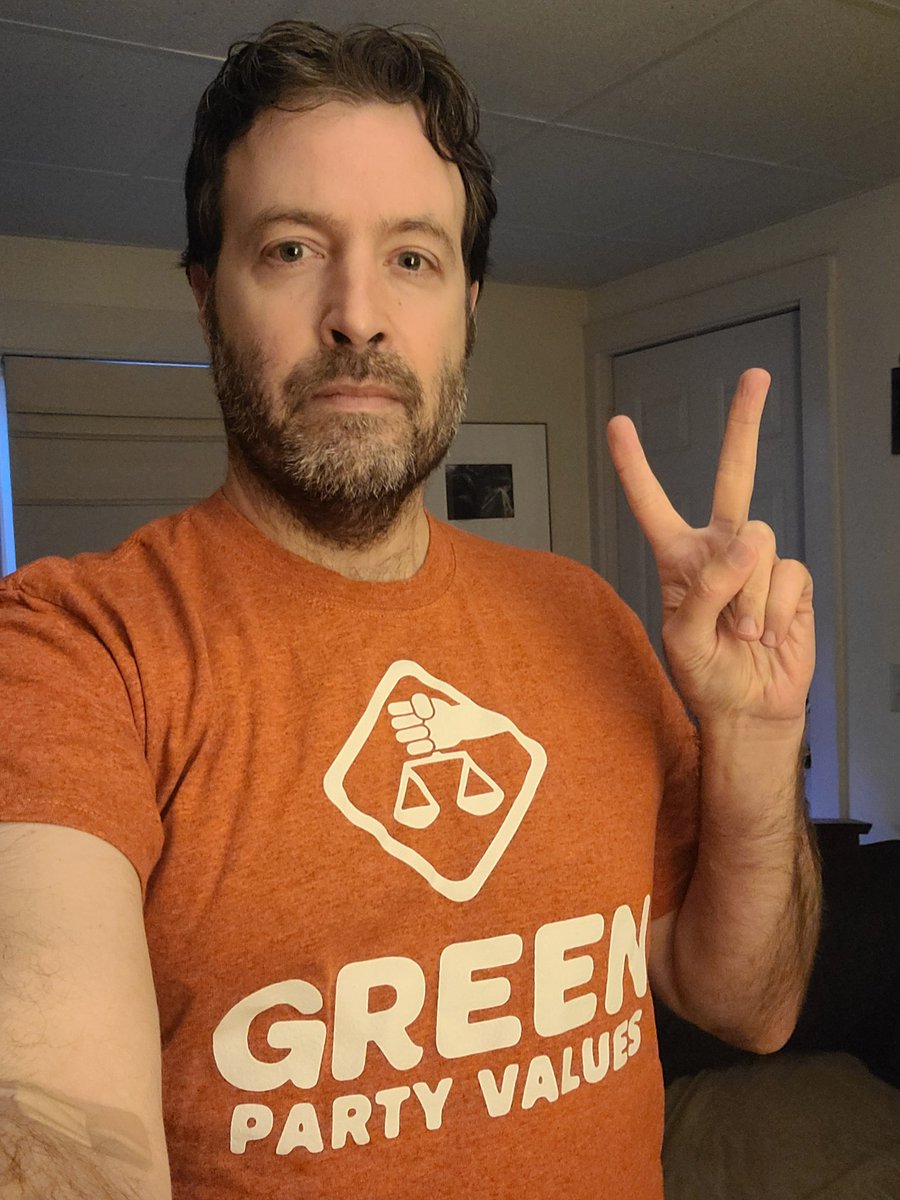 JustinBGreen1's tweet photo. Acknowledging atrocities committed upon #IndigenousPeoples, on this day of #TruthAndReconciliation. Let's do this everyday and do whatever we can to make it right.

#IndigenousLivesMatter
#HonorTheTreaties 
#SocialJustice #OrangeShirtDay2021
#GreenPartyValues https://t.co/3jN4MCD88r