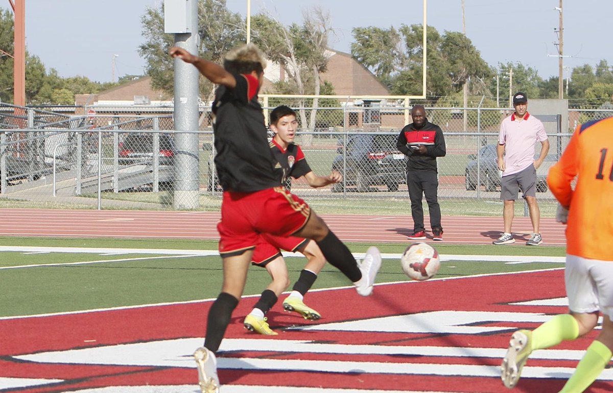 LiberalRedskins's tweet photo. Liberal Varsity Soccer defeats Hays 2-0. Great Job @LiberalHSSoccer Angel Munoz with both goals for the Redskins. https://t.co/dkM7ViTdXK