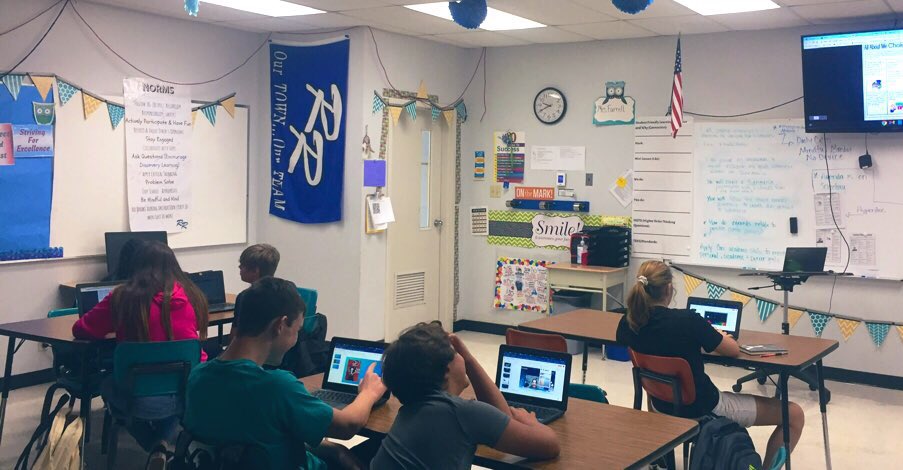 CarrieLFarrell7's tweet photo. Understanding #College Basics & #Endorsement options to help Ss direct their path is critical. @TexasOnCourse with #MapMyGrad defines our assessment & capturing the data in a #google form helps customize 8th-grade CCR learning obj. for stu-centered, differentiated activities. https://t.co/TbpObm8Uox