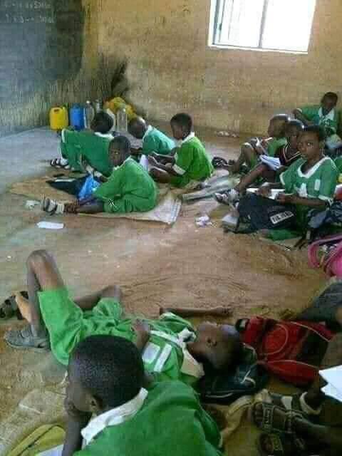 _therealnenelb's tweet photo. With Tears, I'm Sharing Again...
😢😢😢😢😢😢😢😢 #discovernigeria #NigeriaAt61 #EndSARS 
Happy Independence Day Nigeria🤧💨🥺😔😭 https://t.co/IJYjpr1HvO