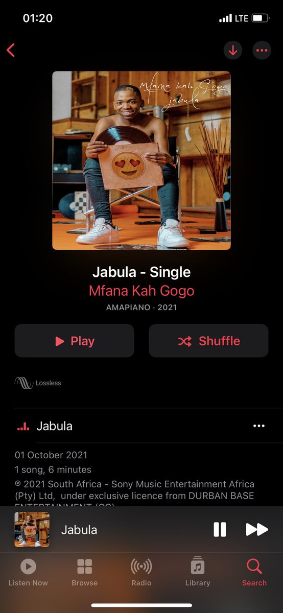 nelisiwe_sibiya's tweet photo. @RealMfanaKaGogo I am praying for this young man 🕯🙏🏾 

I had to wait and download this song. Congratulations ❤️👑

#Jabula #mfanakahgogo https://t.co/etA1MC8O7E