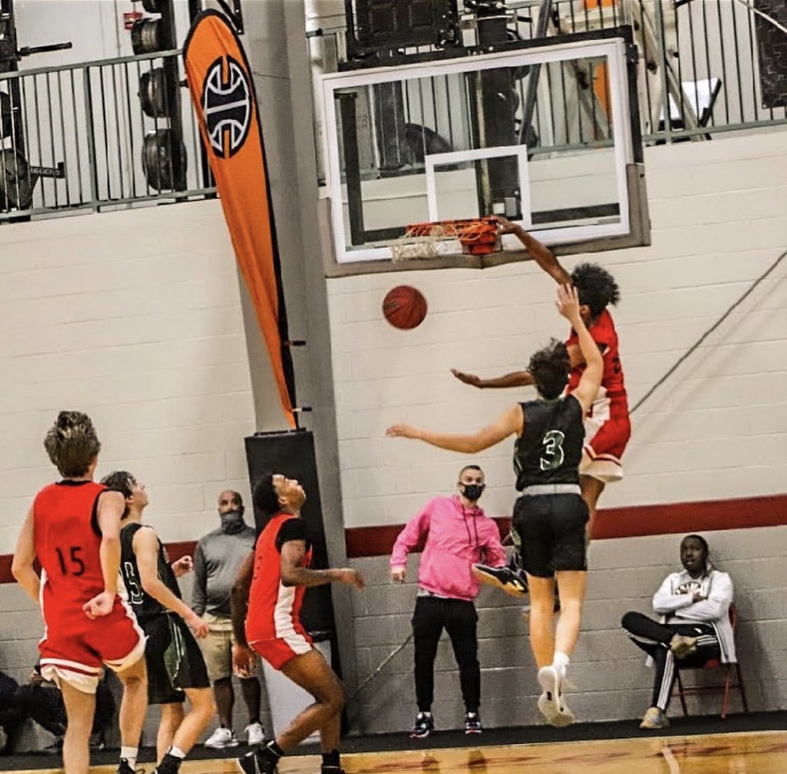 pdotshelley1's tweet photo. Thankful to receive my first basketball offer from West Virginia Wesleyan!! @AVrebac82 @HawksEliteAAU @_CoachWest_ https://t.co/bVzVzaAu4g